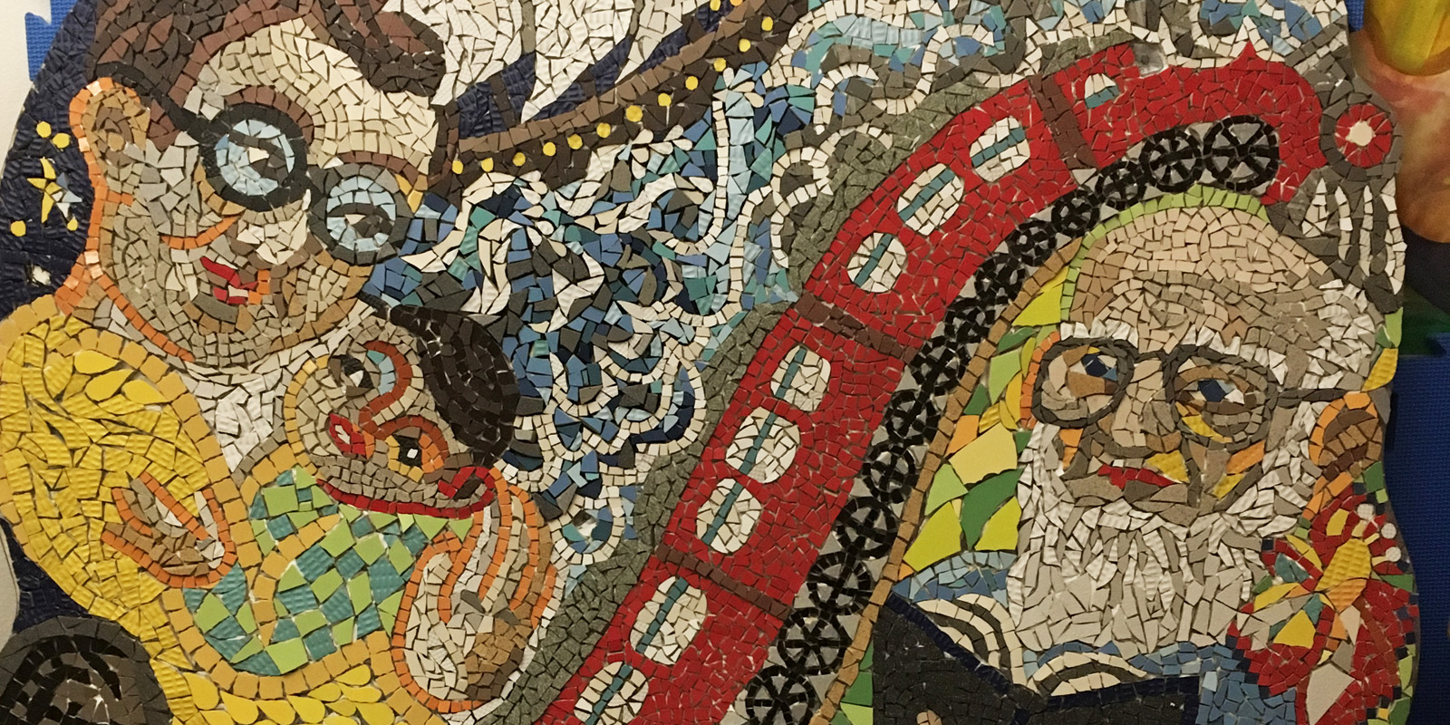 Pamětní deska na počest Sira Nicholase Wintona