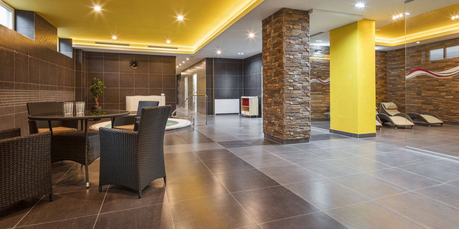 Kúpeľné hotely Alžbeta a Alexander v Bardejove