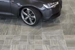 Car showroom - Rokycany