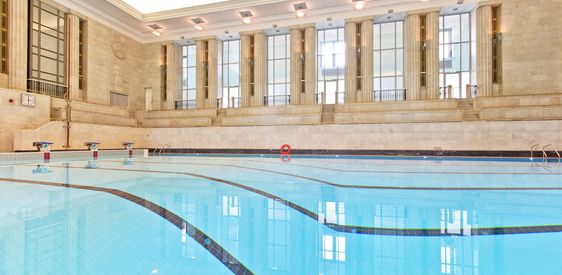 Swimming pool Warszava