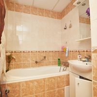 Koupelna s dlaždicemi DECO a TREND pro Janu a její dcery