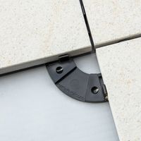 How to place the tiles on a fixed-height pedestal?