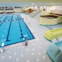 Pohodovou atmosféru plovárny dotváří RAKO mozaika