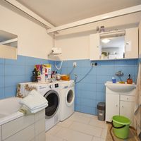 Kamil s rodinou mají koupelnu ze série Manufactura