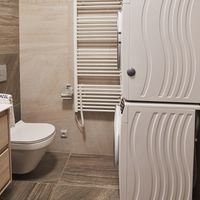 Koupelna pro čtyři sourozence