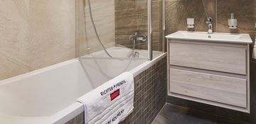 Koupelna pro čtyři sourozence