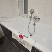 Mise nový domov a od RAKO nová koupelna Kaamos