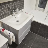 Mise nový domov a od RAKO nová koupelna Kaamos