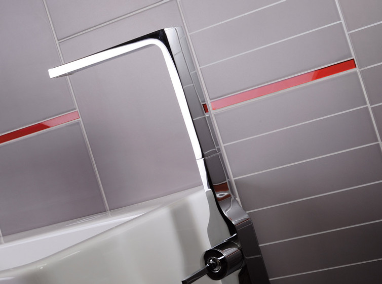 Série Concept / Concept Plus - tmavě šedá a červená barva