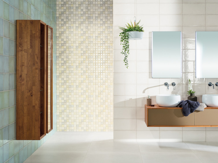 RAKO | Koupelna v rustikálním retro stylu v trendy modrozeleném a bílém odstínu. Lesklý povrch a falešná mozaika. 