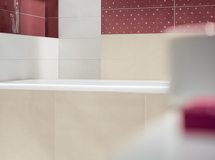 Série Blend | obklady v bordó barvě s dekorem puntíků