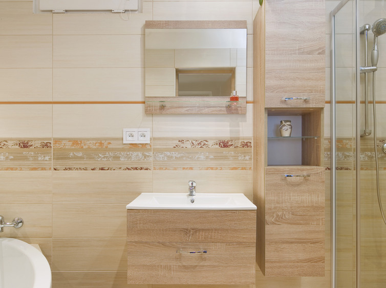 Série Charme | koupelna - imitace jemného dřeva