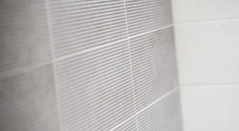 Série Form Plus | koupelna s imitací betonové stěrky