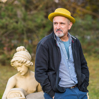 Kdo je Daniel Piršč