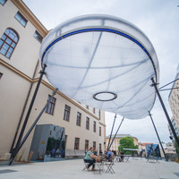 Černé obkládačky RAKO v expozici Black & Light Depo