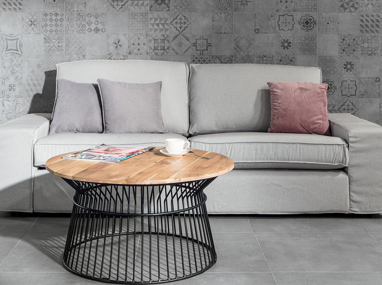 Série Betonico | obývací pokoj - imitace betonu a dekor patchwork