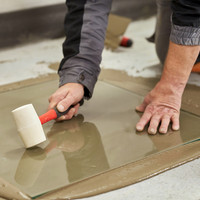 Jak zajistit maximální přídržnost keramických obkladů?