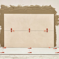 Jak zajistit maximální přídržnost keramických obkladů?