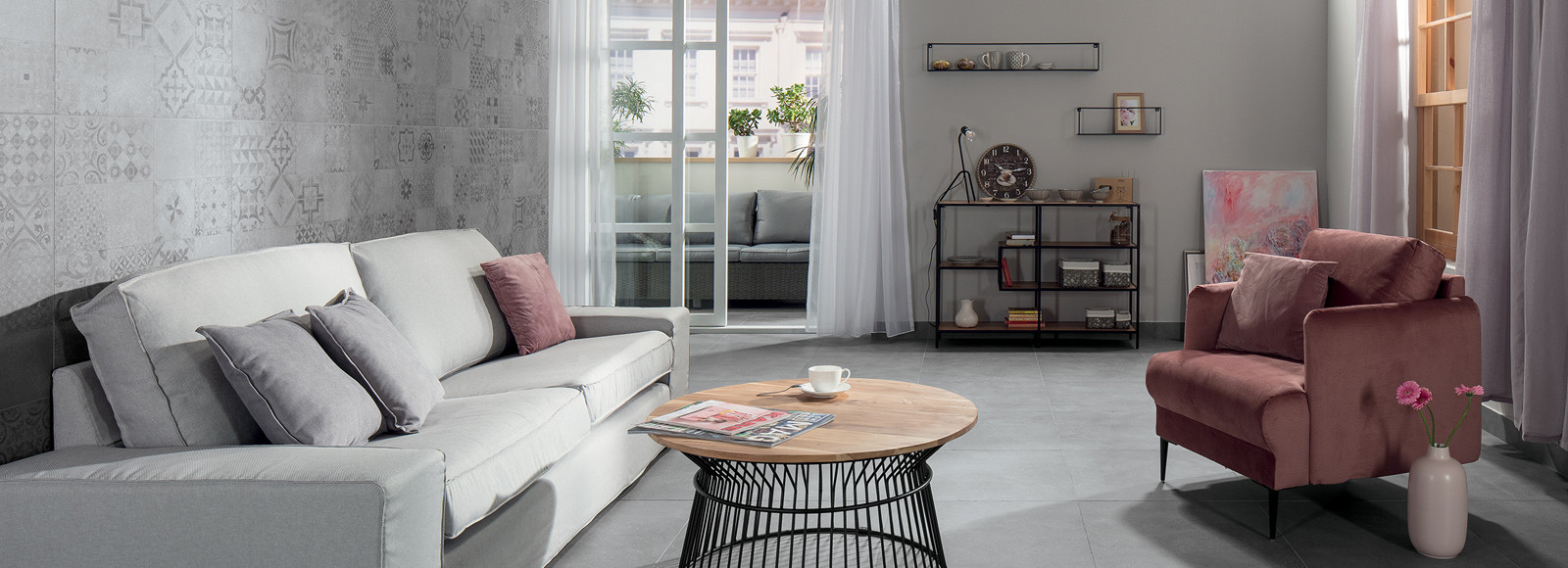 Série Betonico | obývací pokoj - imitace betonu a dekor patchwork