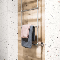 Výhody obkladů se vzhledem dřeva